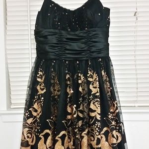 Brand new dress size medium